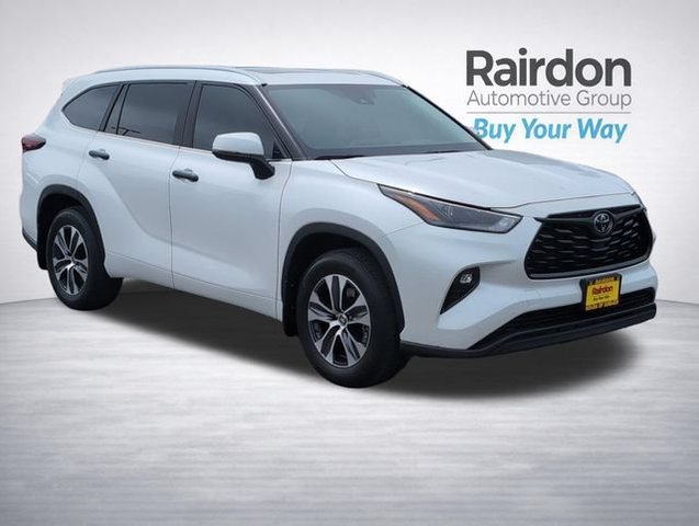 2024 Toyota Highlander XLE