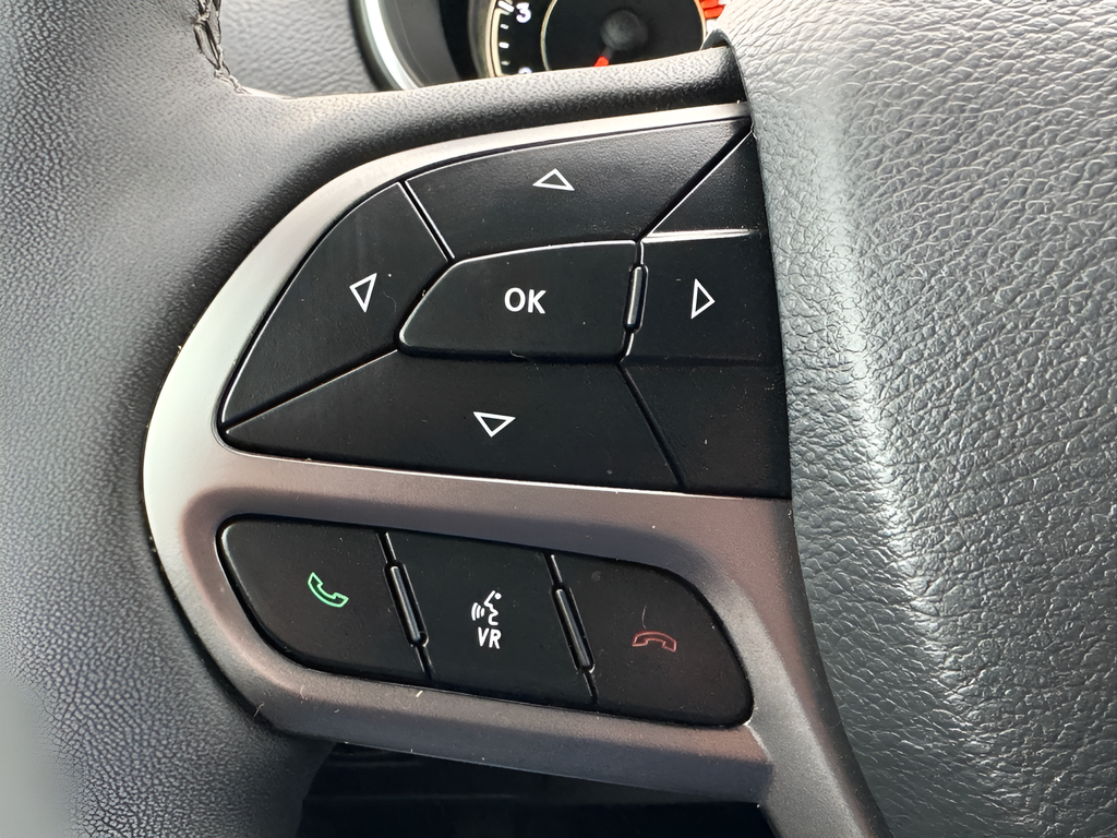 Certified Used 2022 Blue Jeep Latitude Lux image 19