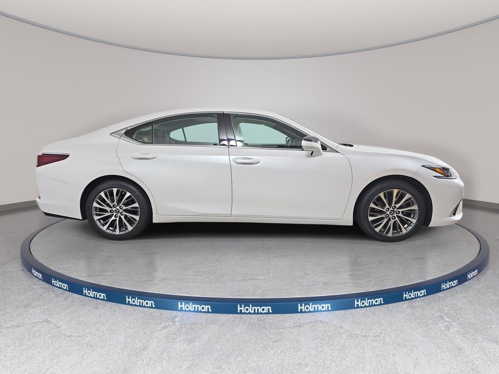 Used 2020 White Pearl Lexus 350 image 5