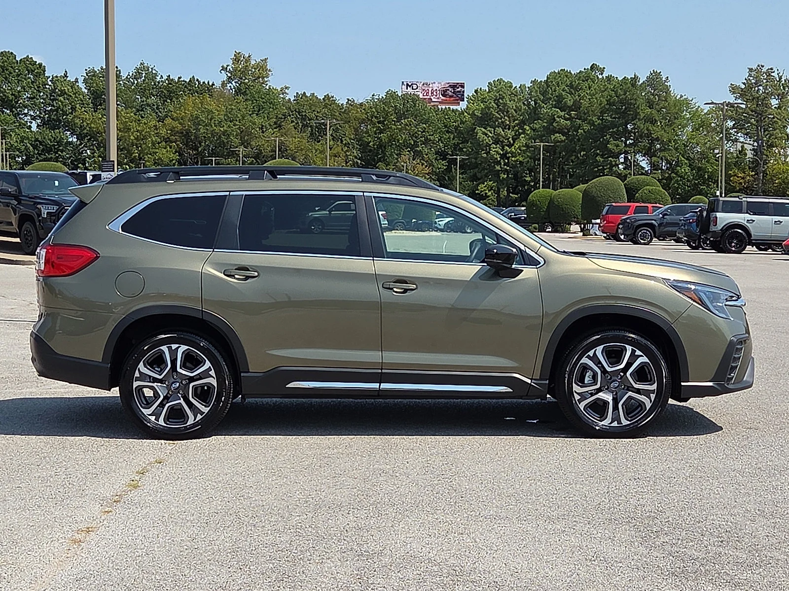 2025 Subaru Ascent Limited - Photo 6