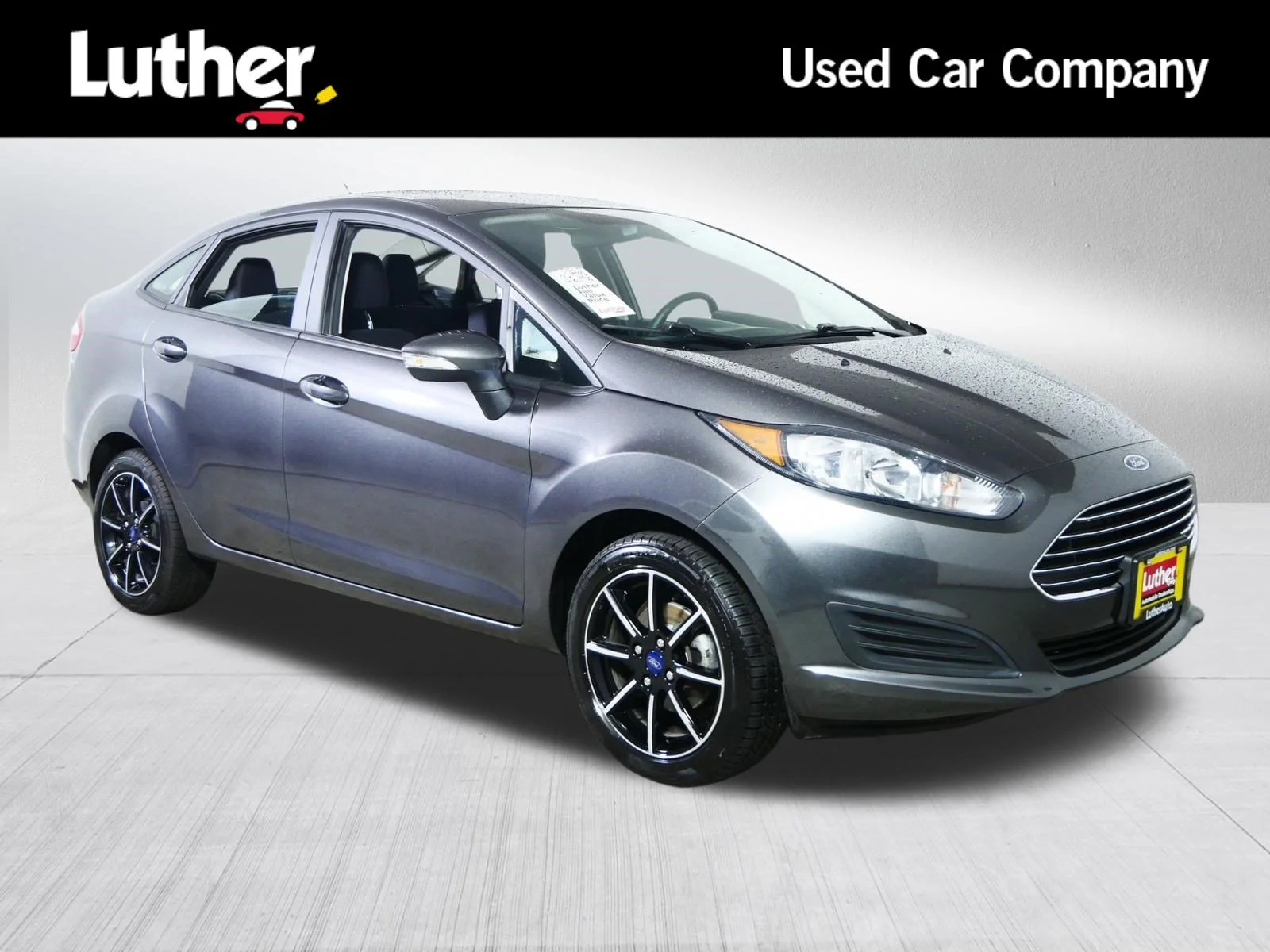 2017 Ford Fiesta SE Sedan's photo