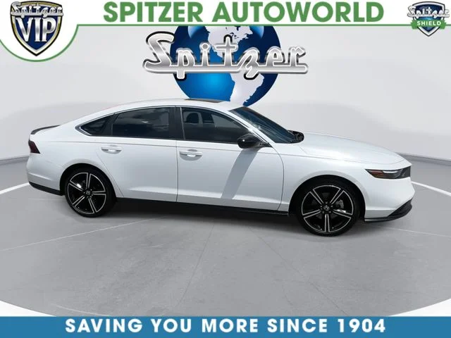 Used 2025  Honda Sport image 3