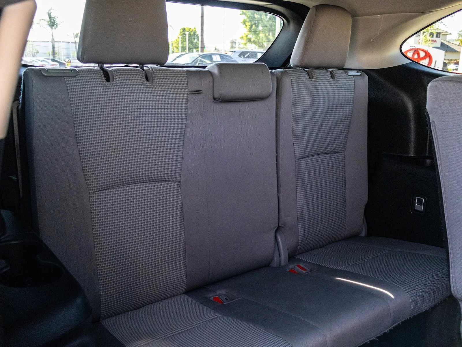 Used 2022 Silver Toyota LE image 18