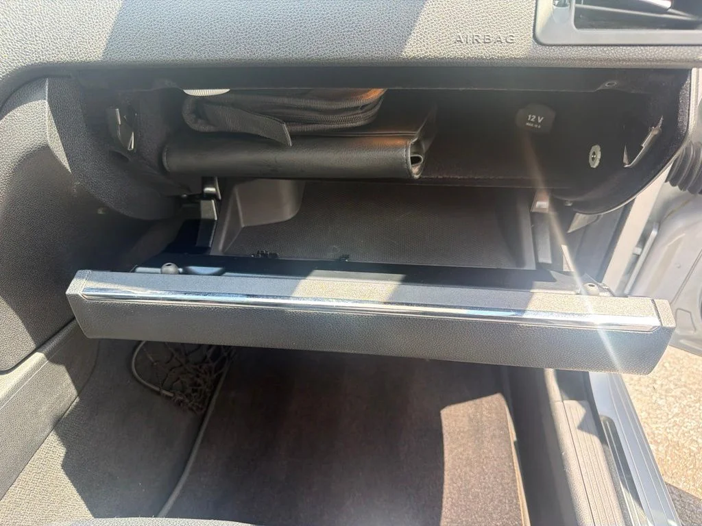 Used 2011 Silver Mercedes-Benz C 300 image 39