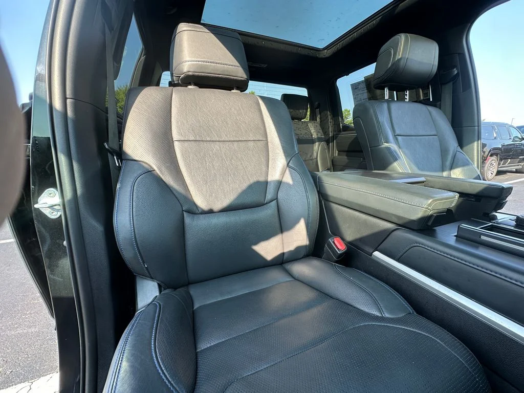 Used 2023 Black Toyota Platinum image 26