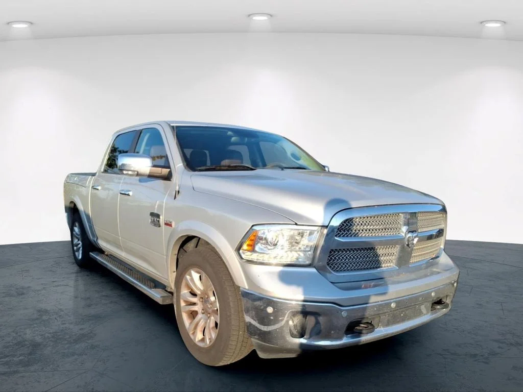 Used 2017 Silver Ram Laramie Longhorn image 11