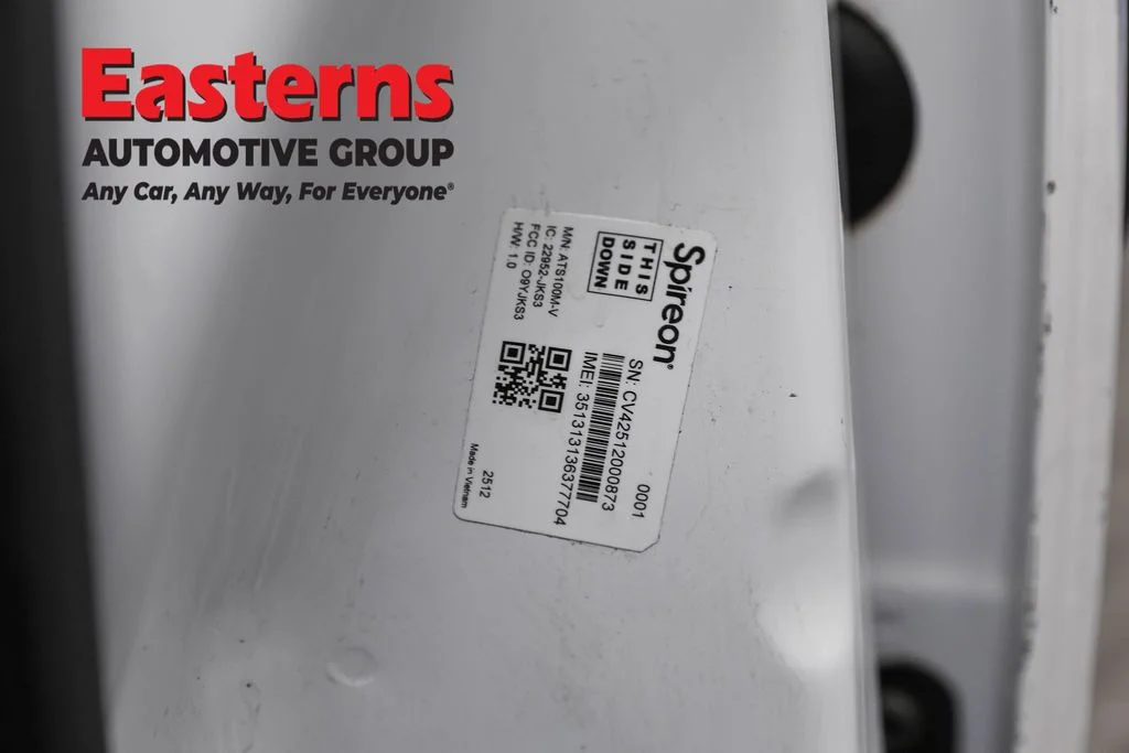 Used 2022 White Ram Base image 33