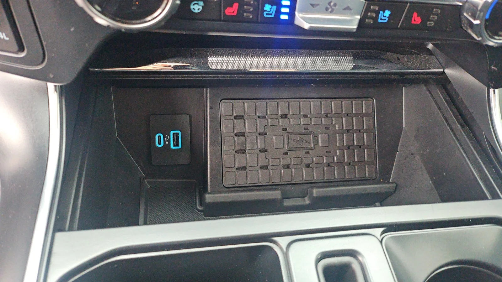 Used 2024 Black Ford Raptor image 23