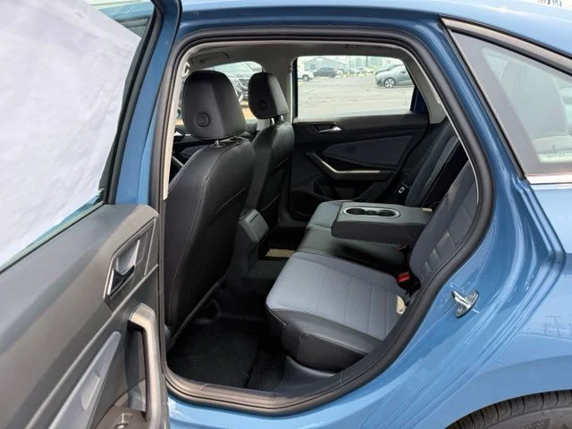New 2026 Blue Volkswagen 1.5T SE image 9