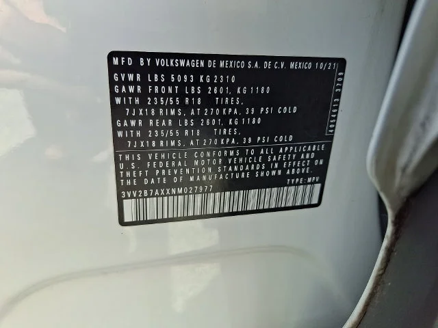 Used 2022 White Volkswagen 2.0T SE image 26