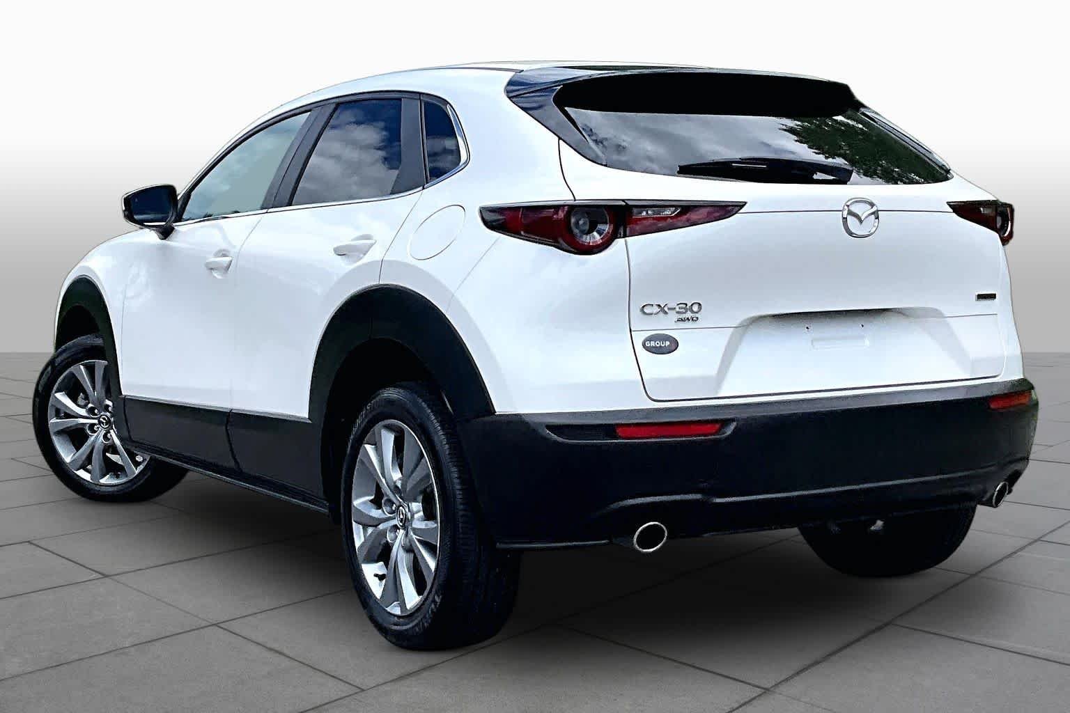 Used 2022 Snowflake White Pearl Mica Mazda 2.5 S Select Package image 12