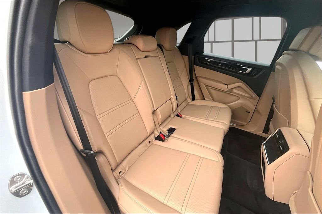 Used 2023 White Porsche Platinum Edition image 27