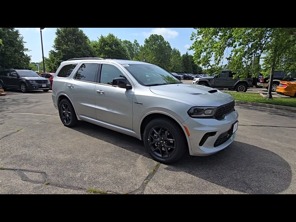 New 2026 Triple Nickel Exterior Paint Dodge GT Plus HEMI V8 image 9
