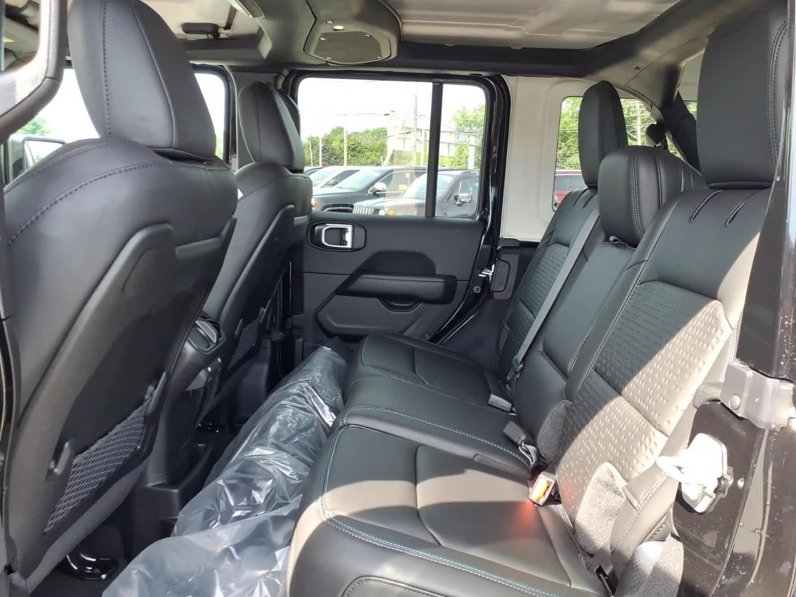 New 2026 Black Clearcoat Jeep Rewind image 7