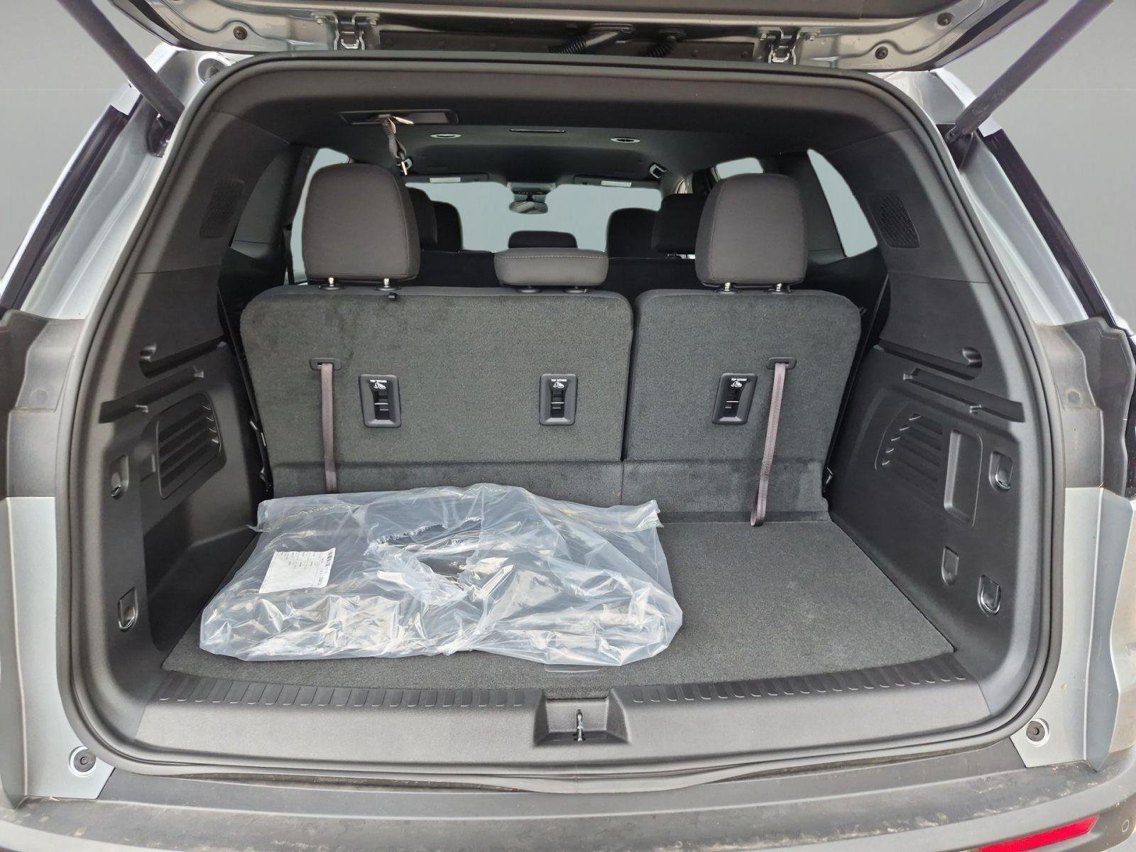 2025 GMC Acadia Elevation - Photo 26
