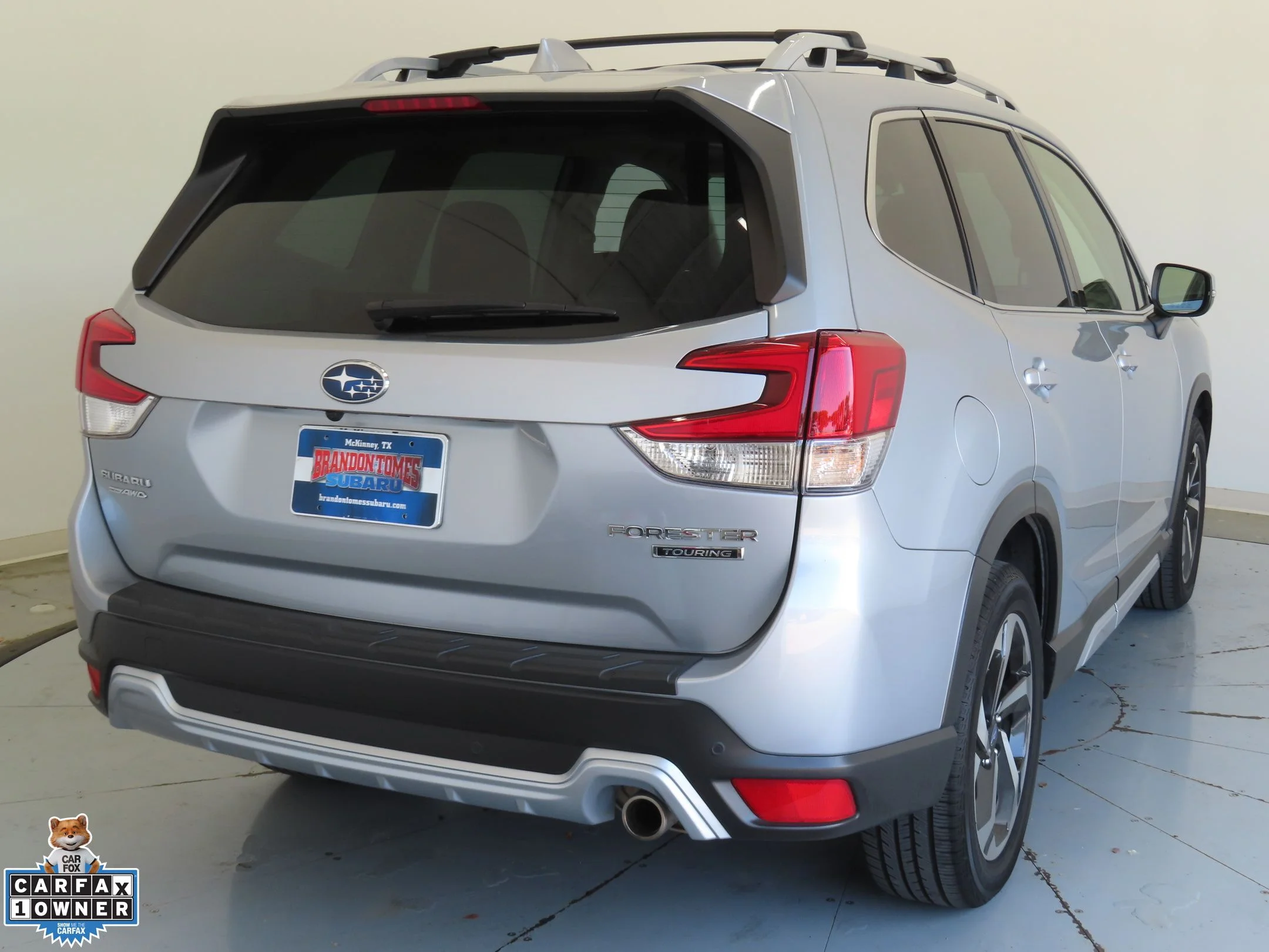 Used 2023 Silver Subaru Touring image 3