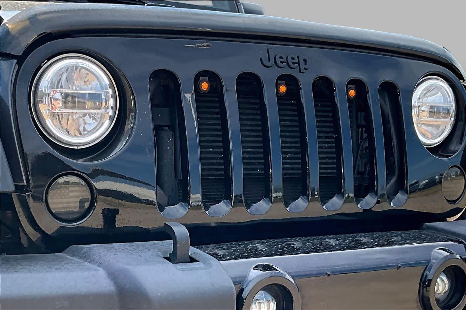 Used 2017 Granite Crystal Metallic Clearcoat Jeep Willys Wheeler image 28