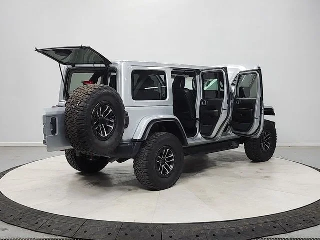 Used 2024 Silver Jeep Rubicon X image 15