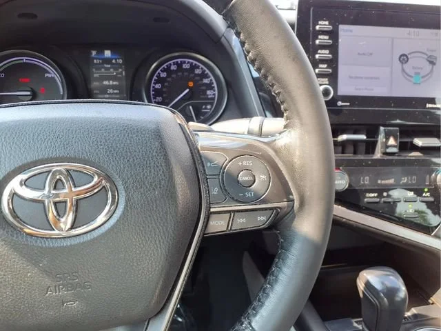 Used 2023  Toyota Hybrid SE image 13