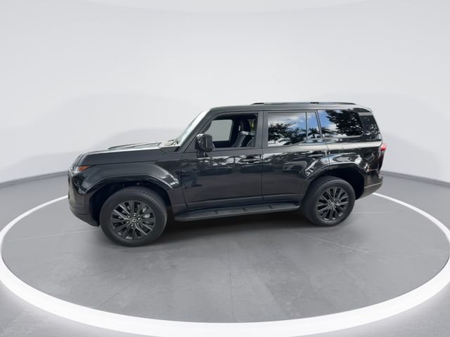 2024 Lexus GX Premium - Photo 4
