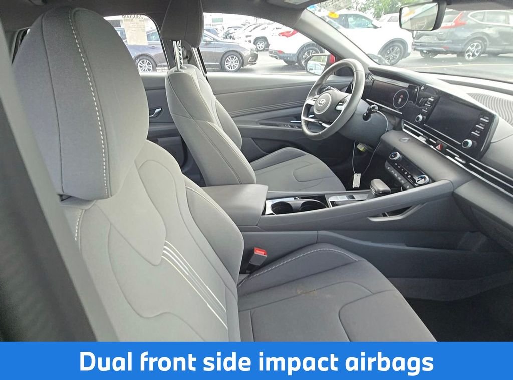 Used 2022 Red Hyundai SEL image 9