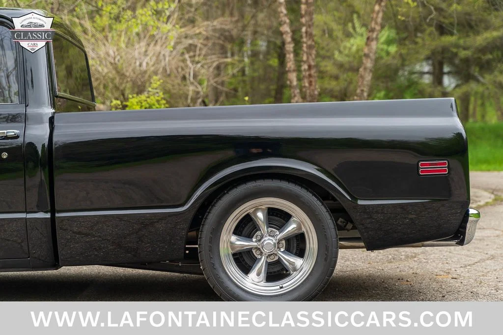 Used 1969 Black GMC  image 16
