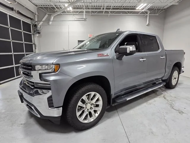 Used 2020 Gray Chevrolet LTZ image 3