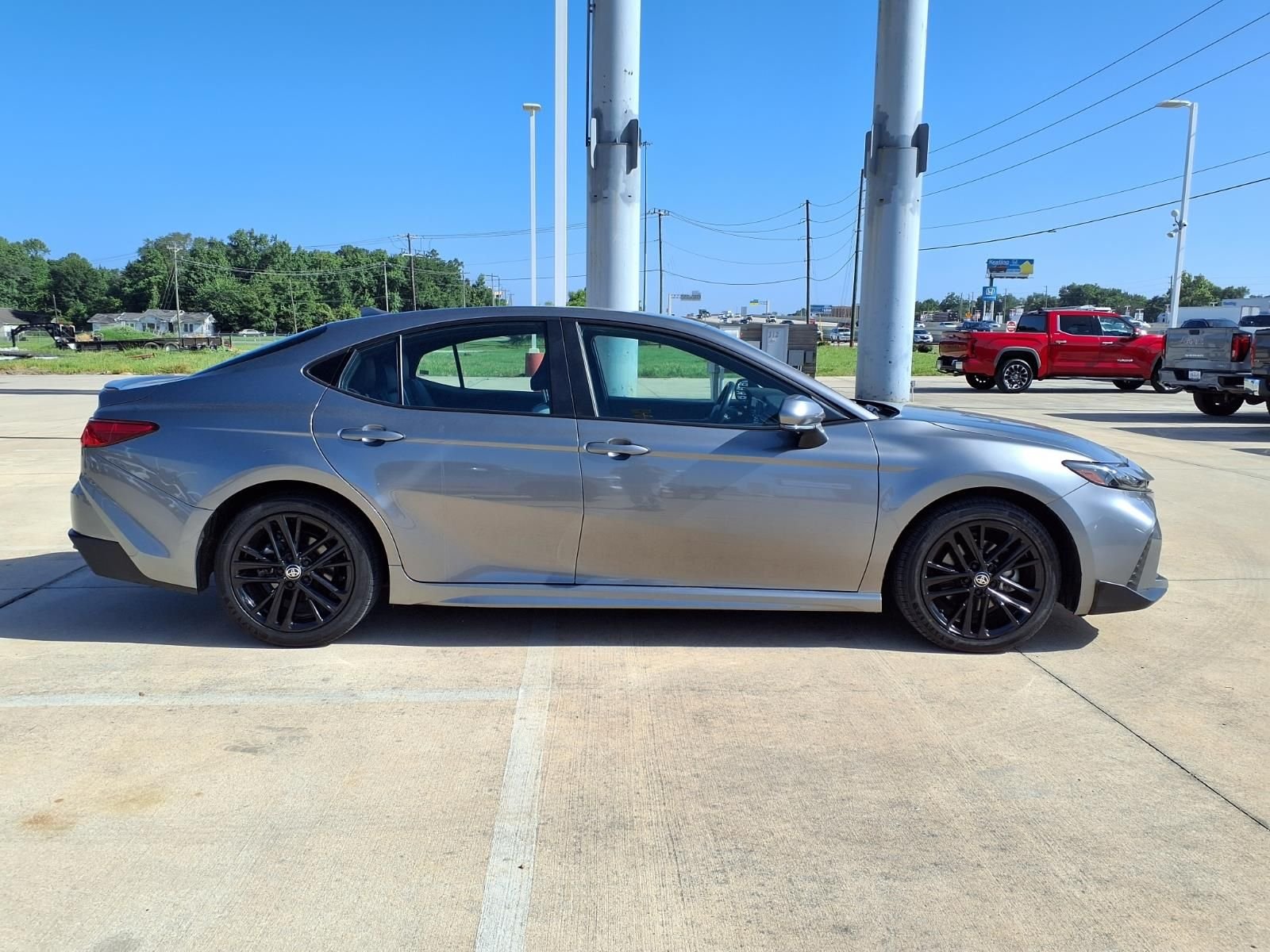 Used 2025 Heavy Metal Toyota SE image 5