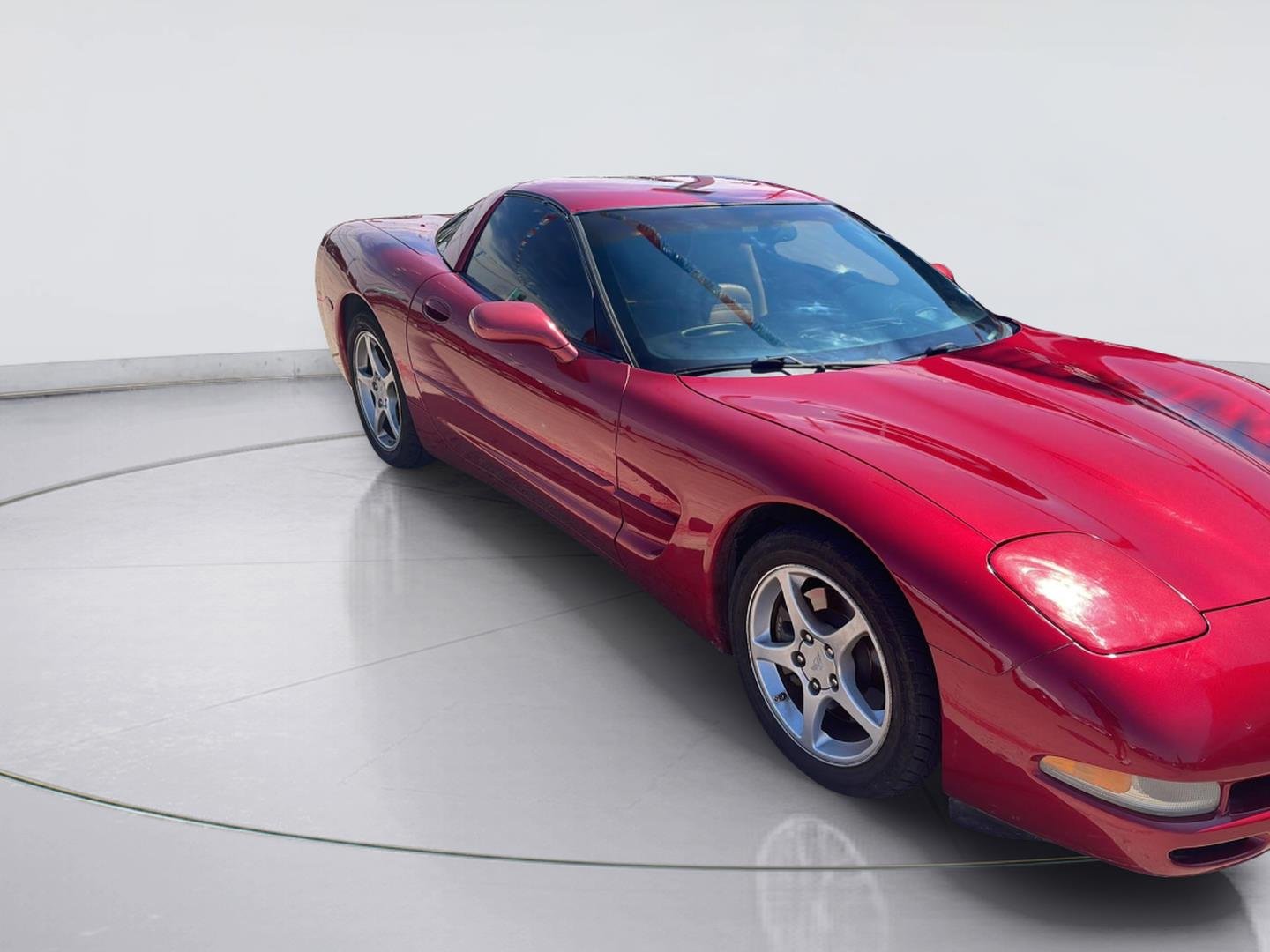 Used 2004 Magnetic Red Metallic Chevrolet  image 7