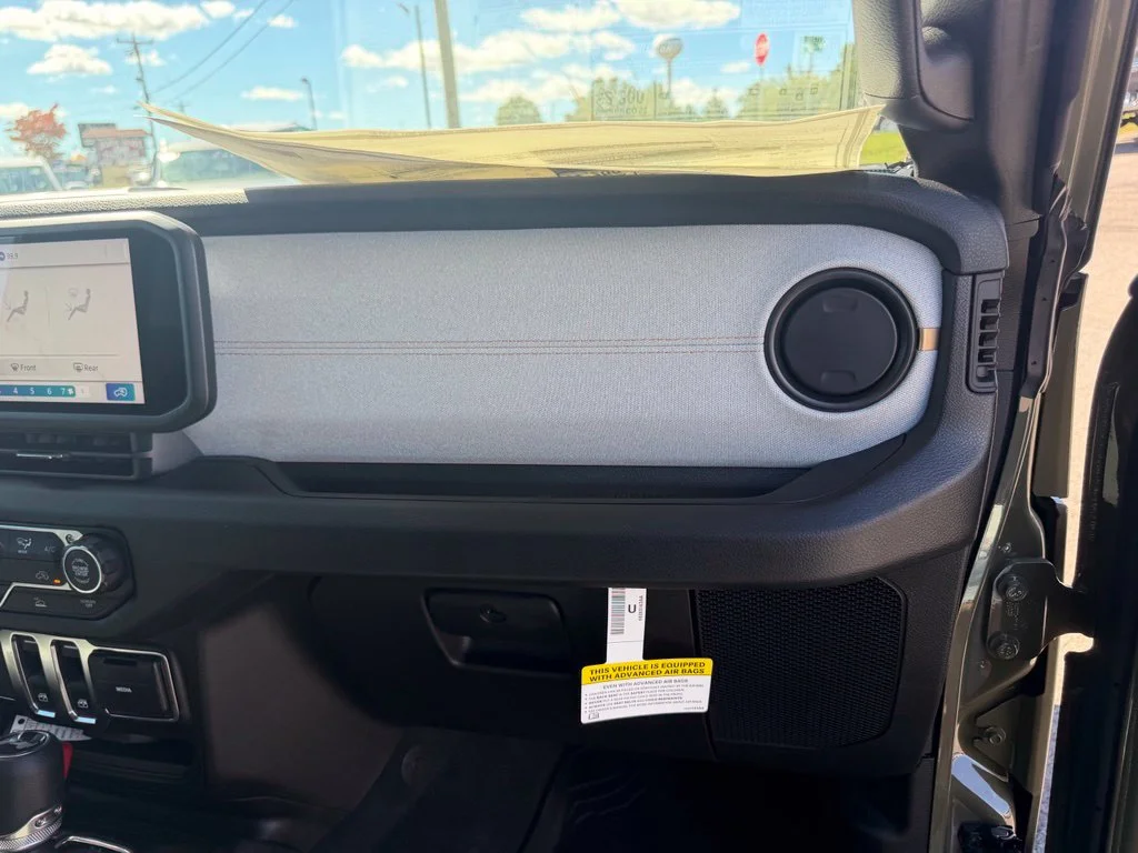 New 2027 Green Jeep Sport image 31