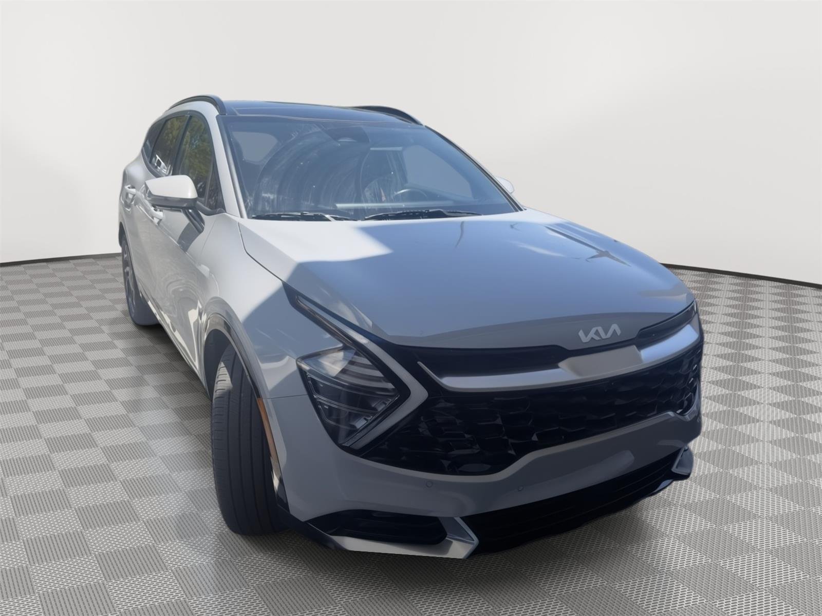 Used 2024 Wolf Gray Kia SX-Prestige image 5