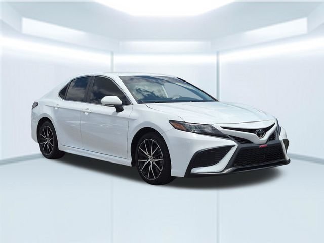 Used 2024 White Toyota SE image 9
