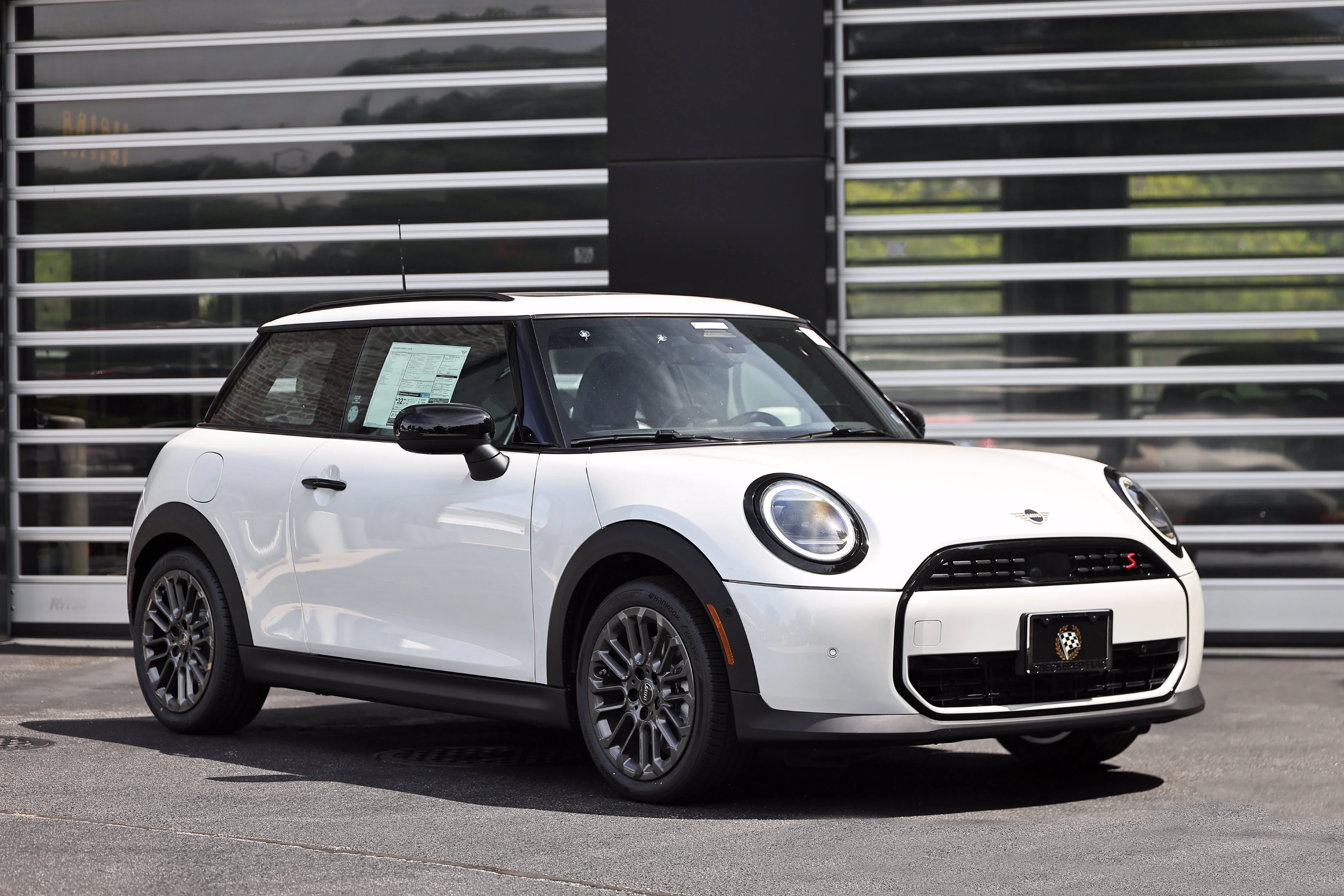 New 2026 White Metallic MINI  image 1