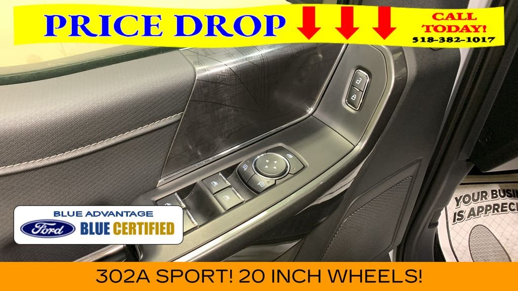 Certified Used 2022 White Metallic Ford XLT image 29