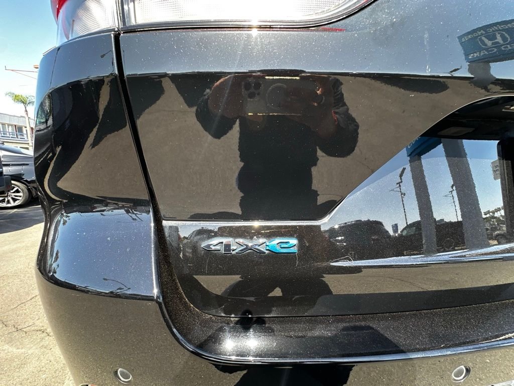 Used 2022 Black Jeep 4xe image 18