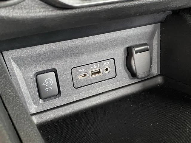2024 Nissan Sentra SV - Photo 25