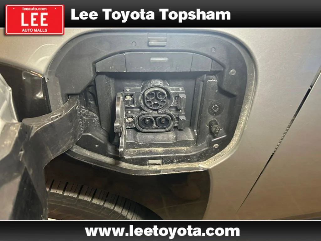 Used 2023 Silver Metallic Toyota XLE image 25