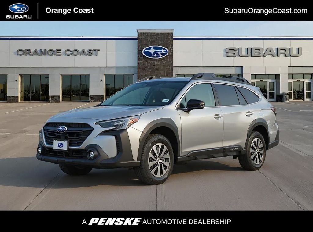 2025 Subaru Outback Premium's photo