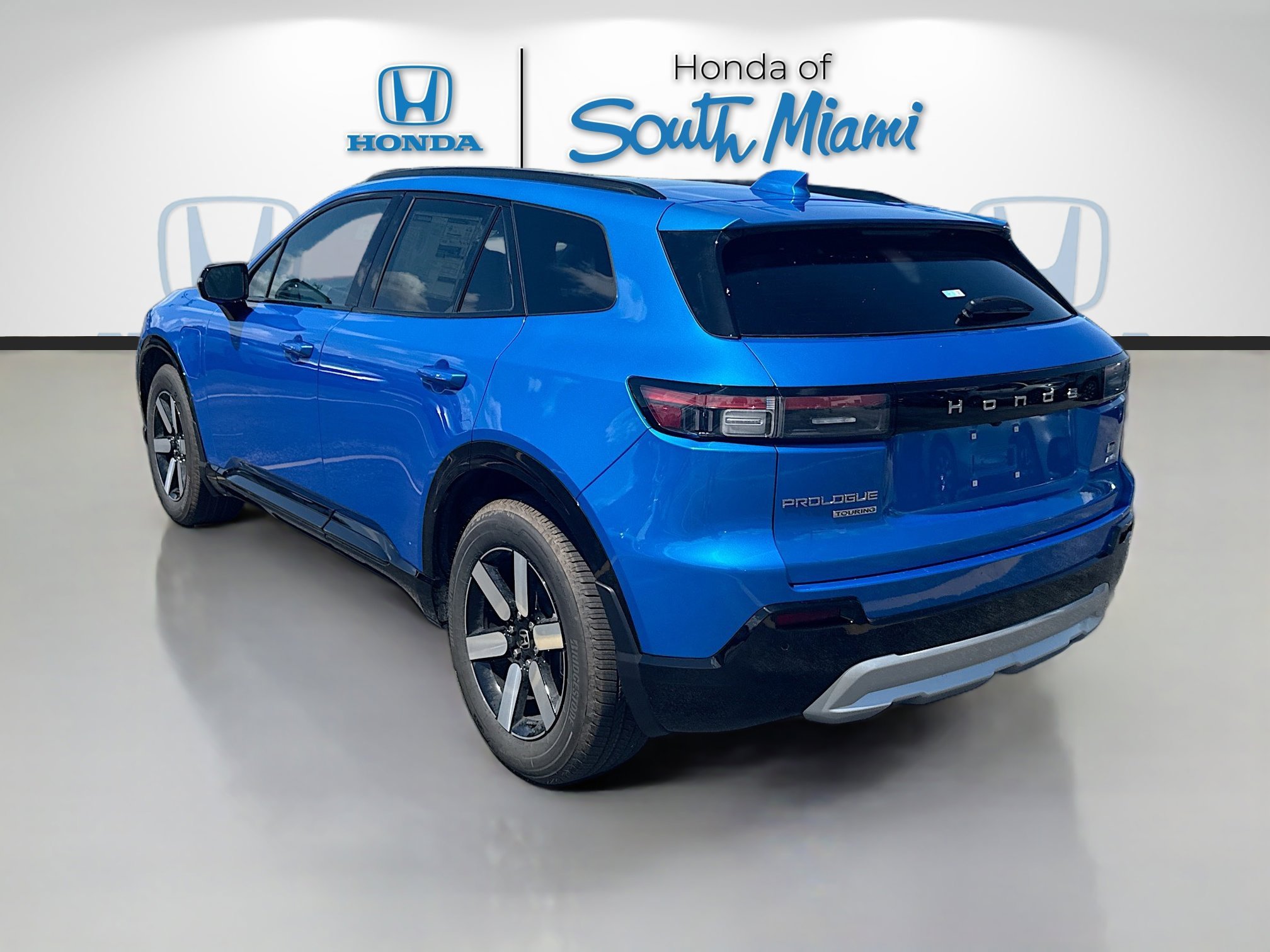 New 2026 Pacific Blue Metallic Honda Touring image 5