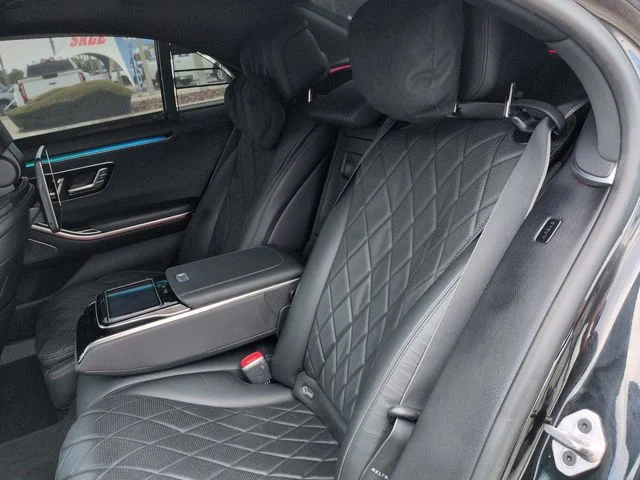 Used 2021 Obsidian Black Mercedes-Benz S 580 image 13