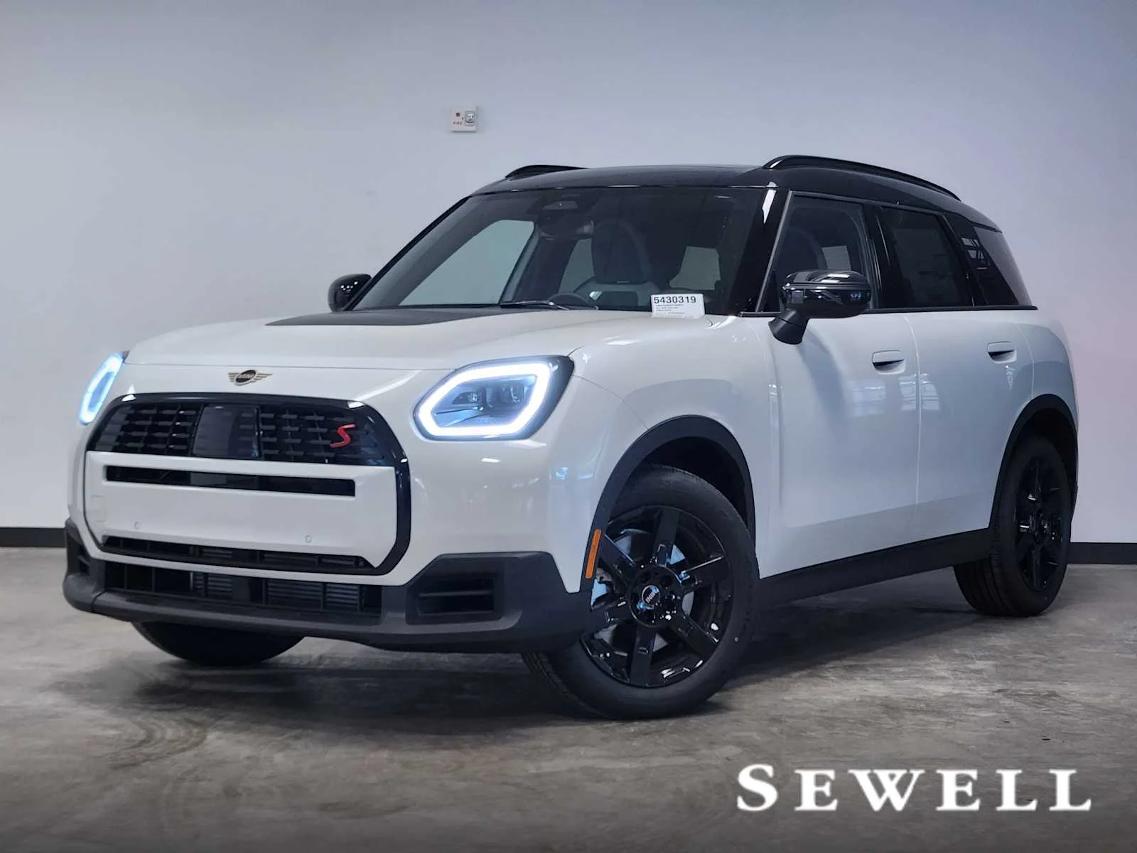 2027 MINI Countryman Oxford Edition