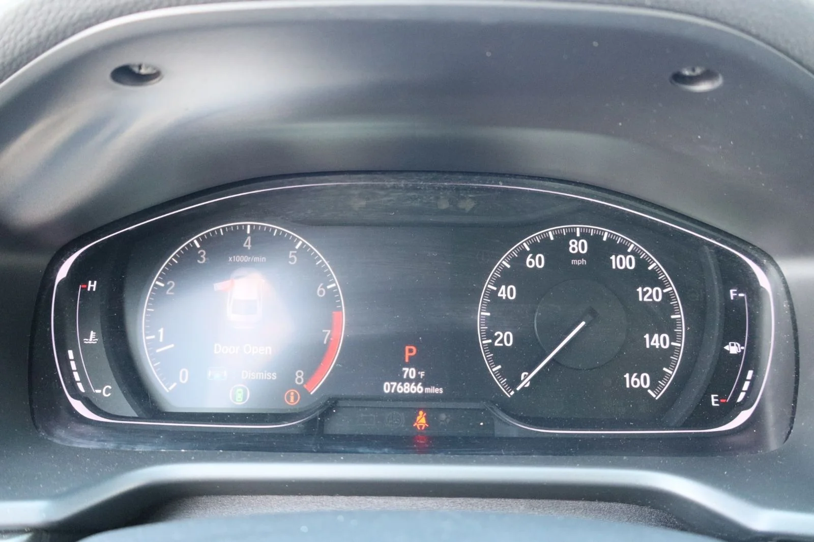 Used 2018 White Honda LX image 19