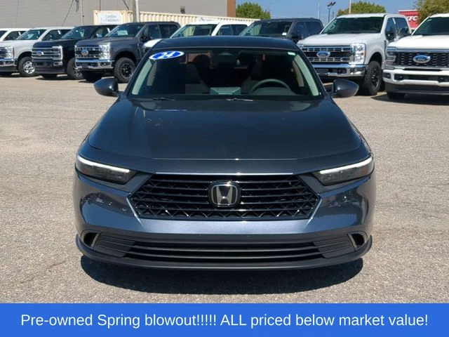 Used 2024 Gray Honda EX image 16