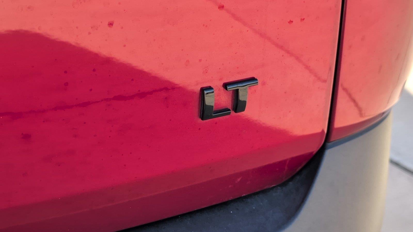 Used 2023 Radiant Red Tintcoat Chevrolet LT Cloth image 5