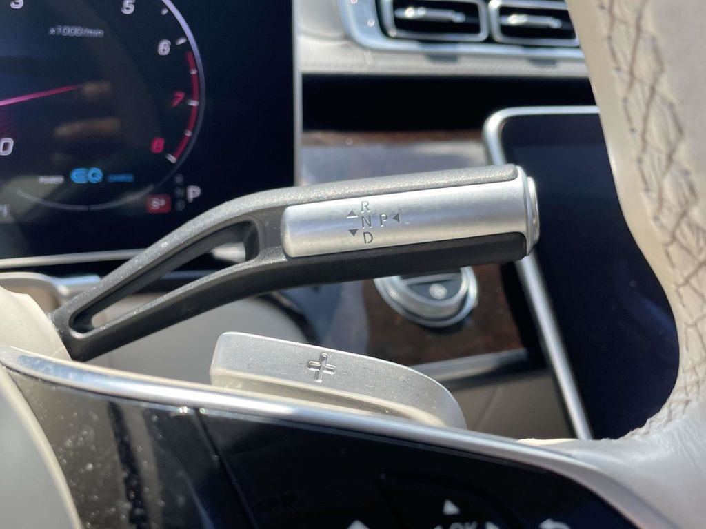 Used 2022  Mercedes-Benz S 580 image 40