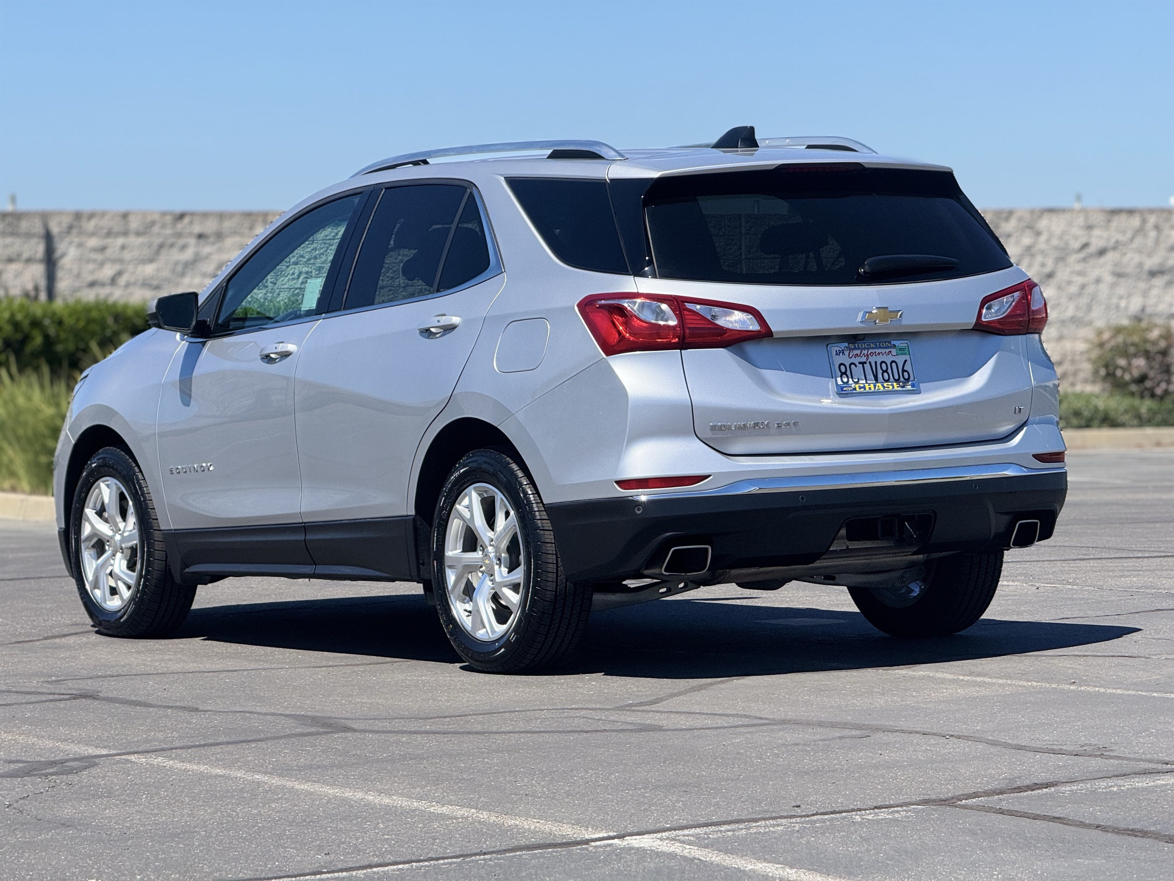 Certified Used 2018 SILVER ICE METALLIC Chevrolet LT image 4