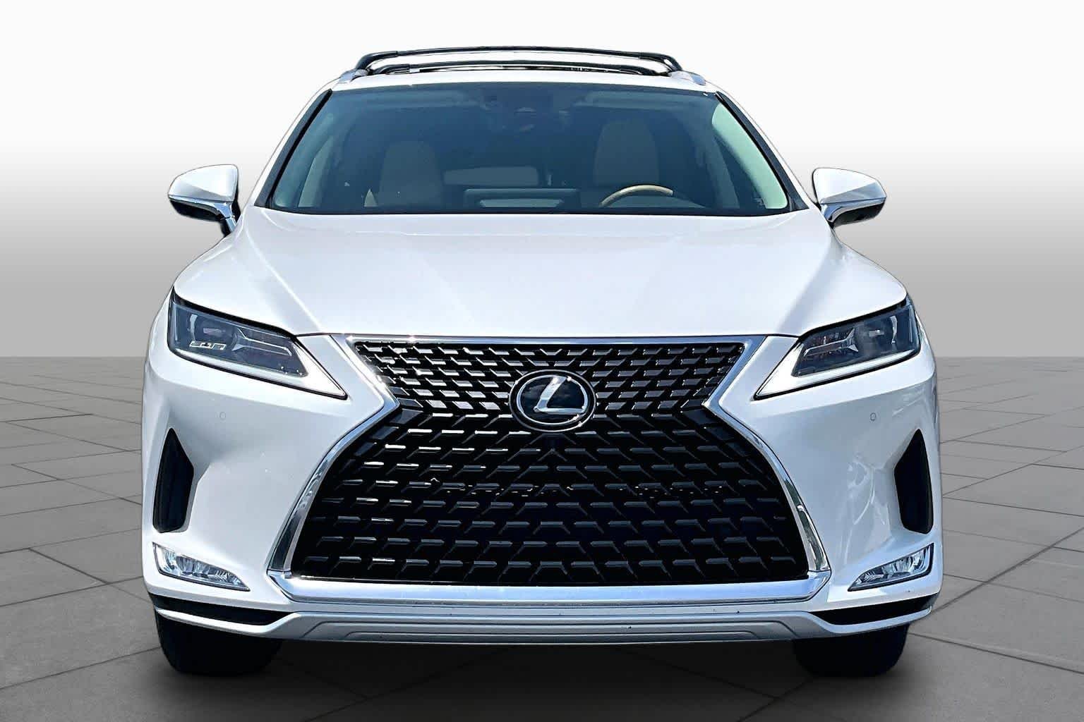 Used 2022 Eminent White Pearl Lexus  image 4