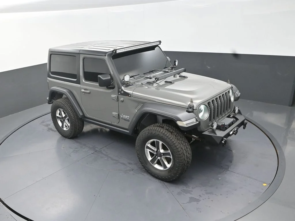 Used 2020 Gray Jeep Sport image 13