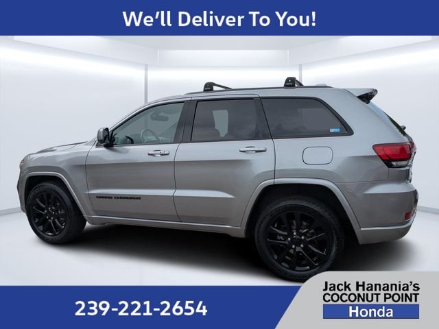 Used 2020 Silver Jeep Altitude image 6