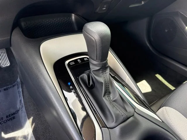 Used 2025 Silver Toyota LE image 23